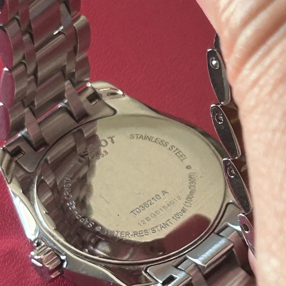 Tissot ladies quartz and diamond watch - Picture 4 of 10